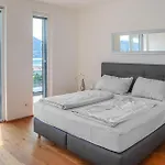 Penthouse Poertschach Apartmán *