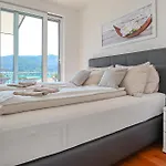 Penthouse Poertschach Apartmán *