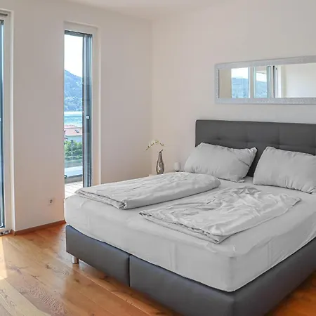 Penthouse Poertschach 公寓 *