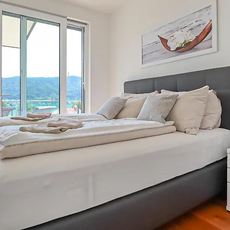 Penthouse Poertschach Apartment *